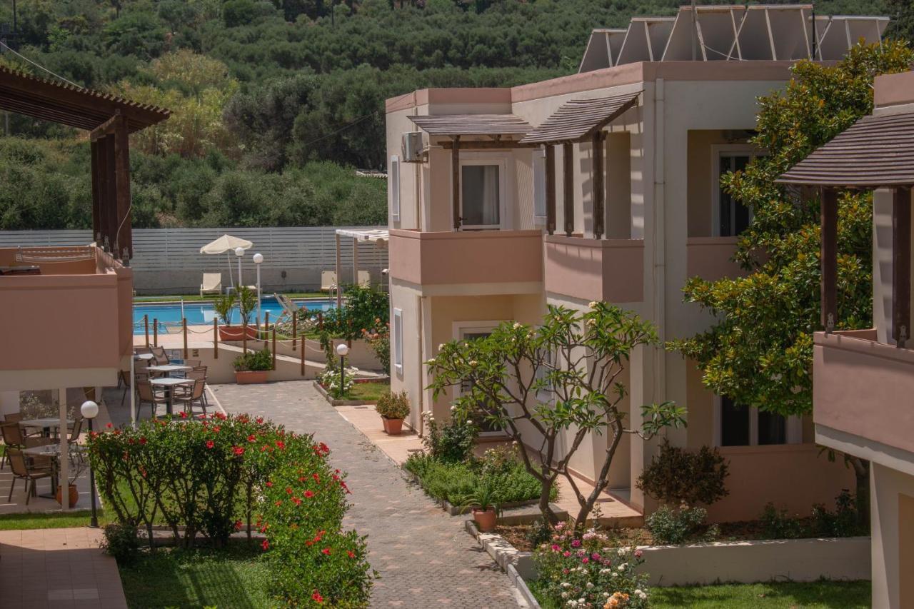 Evdokia Αpartments & Dimitra Village Agia Marina Eksteriør billede