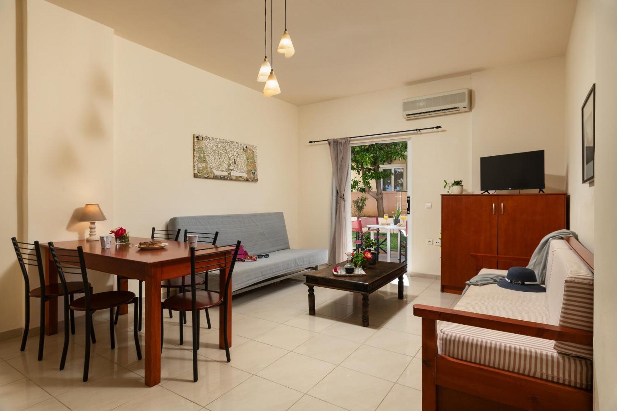 Evdokia Αpartments & Dimitra Village Agia Marina Eksteriør billede