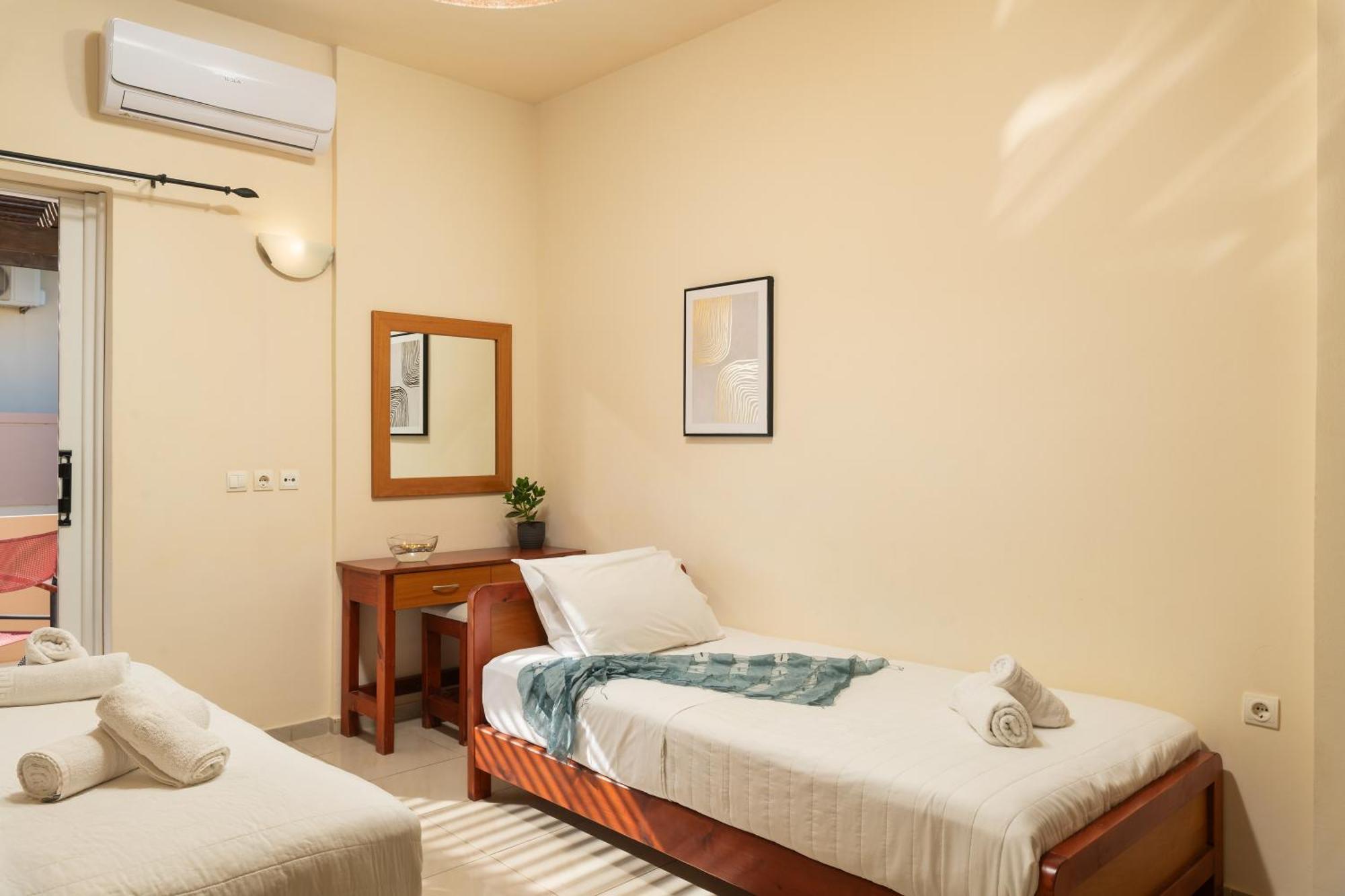Evdokia Αpartments & Dimitra Village Agia Marina Eksteriør billede