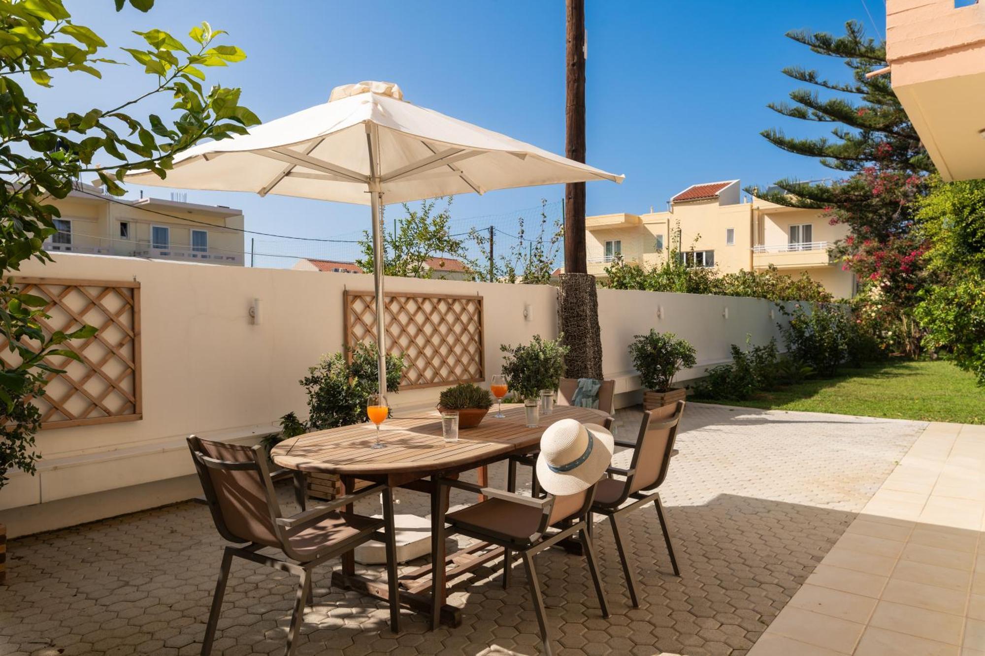 Evdokia Αpartments & Dimitra Village Agia Marina Eksteriør billede