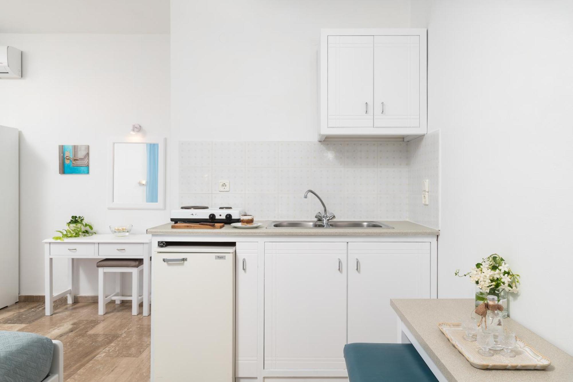 Evdokia Αpartments & Dimitra Village Agia Marina Eksteriør billede